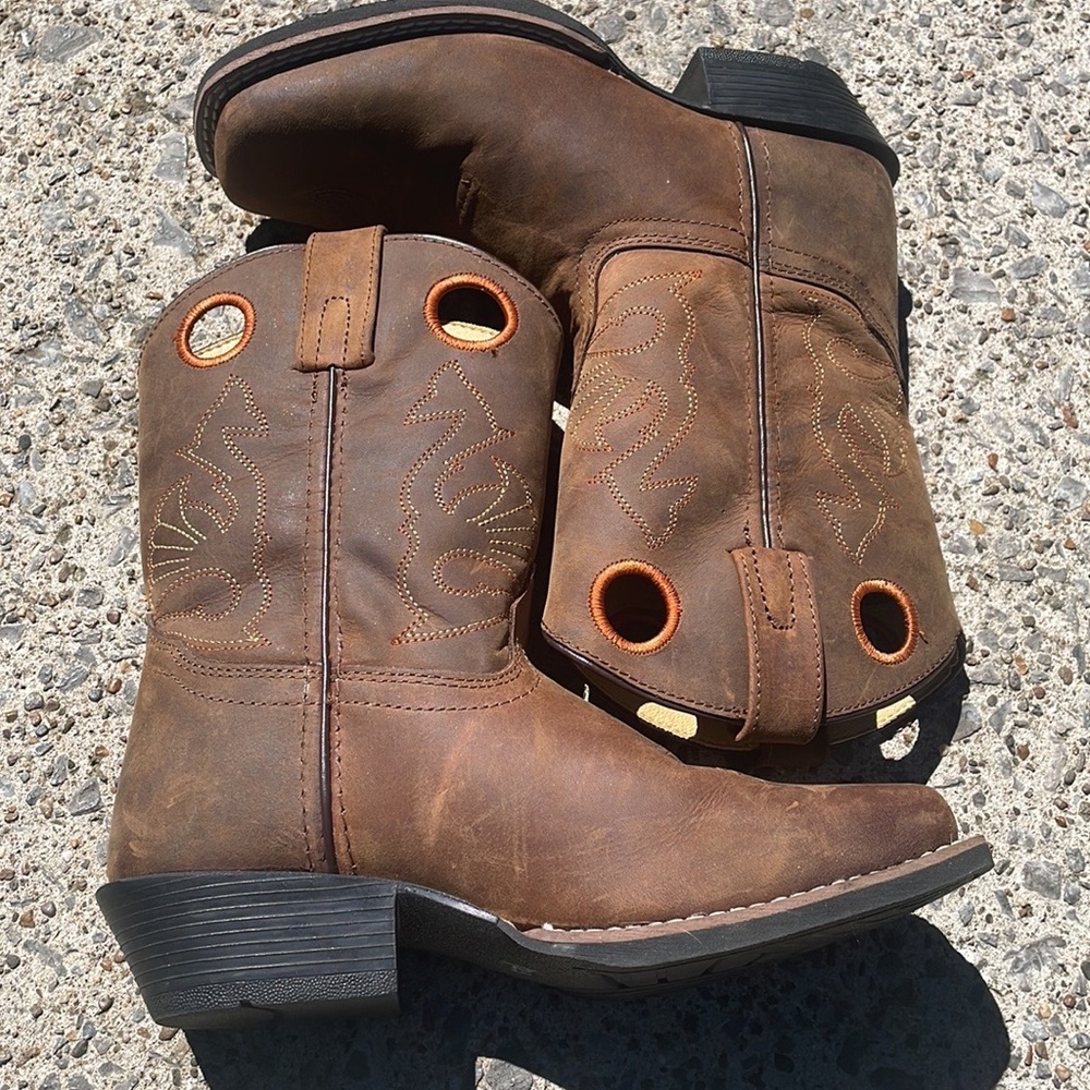 Boys leather western boots